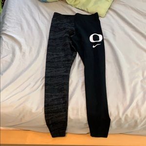Nike University of Oregon leggings